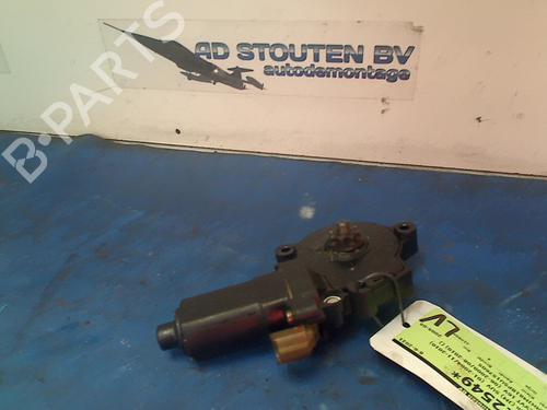 Used Left front window motor HYUNDAI TUCSON (JM) 2.0 (141 hp) 11262952