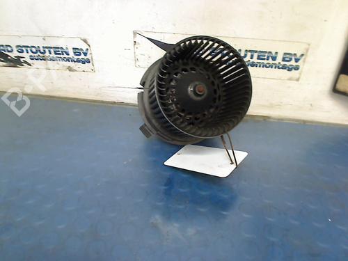 Used Heater blower motor PEUGEOT 207 CC (WD_) 1.6 16V Turbo (150 hp) 31039897