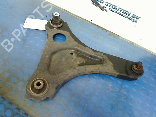Used Right front suspension arm RENAULT TWINGO III (BCM_, BCA_) 1.0 SCe 70 (71 hp) 18827665