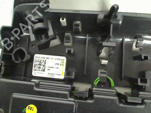 Interior roof light VW GOLF VIII (CD1, DA1) 2.0 TDI | BP37158652I8 - Image 2