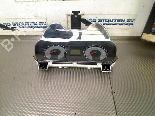 Afficheur MITSUBISHI COLT VI (Z3_A, Z2_A) 1.1 (Z31A, Z32A) (75 hp) 31915787