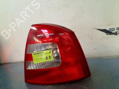 Right taillight SKODA OCTAVIA II (1Z3) 1.6 | BP17358633C35 