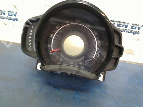 Used Instrument cluster Instrument cluster 16407207 16407207
