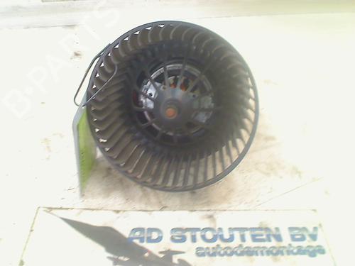 Used Heater blower motor FORD FOCUS III Turnier 1.0 EcoBoost (125 hp) 11318395