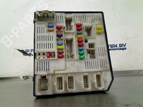 Fuse box RENAULT LAGUNA III (BT0/1) 1.5 dCi (BT00, BT0A, BT0T, BT1J) | BP31921523E1 