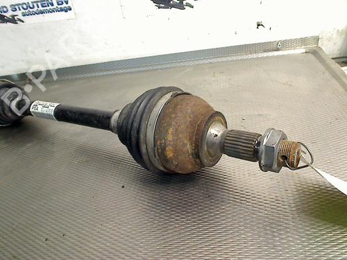 Right front driveshaft PEUGEOT 2008 I (CU_) 1.2 THP 130 / PureTech 130 | BP30742749M39