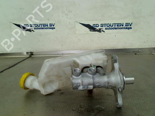Brake master cylinder CITROËN C4 CACTUS 1.2 VTi 82 | BP30167651M77