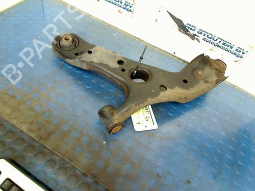 Used Right front suspension arm TOYOTA AURIS (_E18_) 1.3 (NRE180_, NRE180R) (99 hp) 19503154