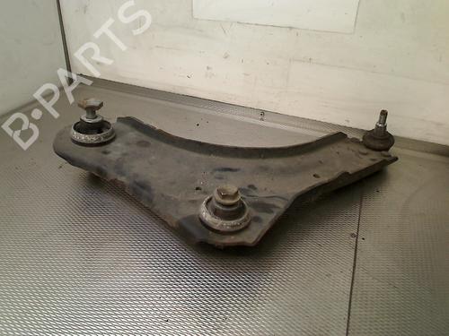 Used Left front suspension arm Left front suspension arm RENAULT MEGANE III Grandtour (KZ0/1) 1.5 dCi (KZ09, KZ0D, KZ1G, KZ29, KZ14, KZ1W, KZ10, KZ1F,... (110 hp) 32256189 32256189
