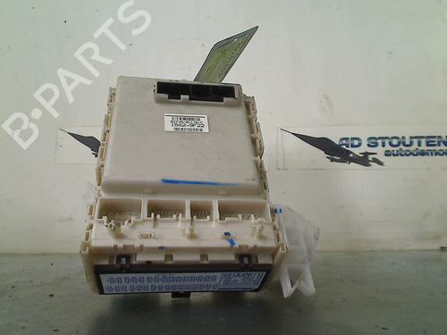 Fuse box TOYOTA AVENSIS Saloon (_T27_) 1.8 VVT-i (ZRT271_, ZRT271R) | BP19024783E1 