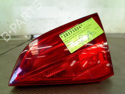 right-taillight-audi-a4-b8-avant-8k5-2007-2008-2009-2010-2011-2012-2013-2014-2015-2016-2017-39144819 main image