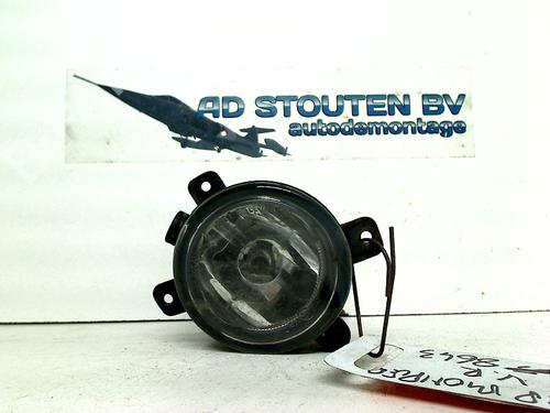 Used Right front fog light FORD MONDEO III Turnier (BWY) 1.8 16V (125 hp) 11259026