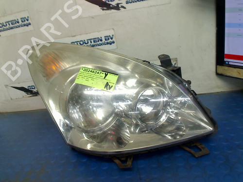 Koplamp rechts TOYOTA COROLLA Verso (ZER_, ZZE12_, R1_) 2.2 D-4D (AUR10_, AUR10R) (136 hp) 31275603