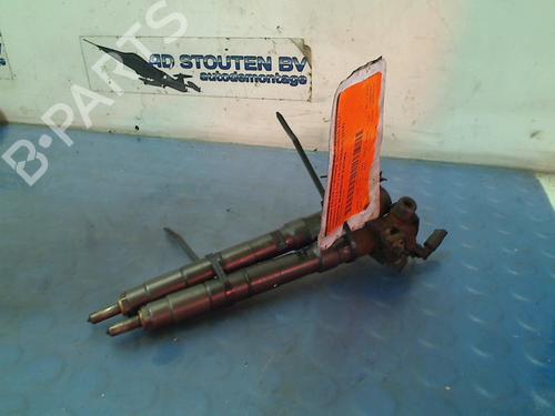 Used Injector VW POLO V (6R1, 6C1) 1.2 TDI (75 hp) 11321258
