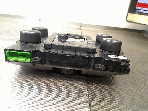 Climate control VOLVO V70 III (135) 2.0 GDI | BP33690572I5 - Image 3