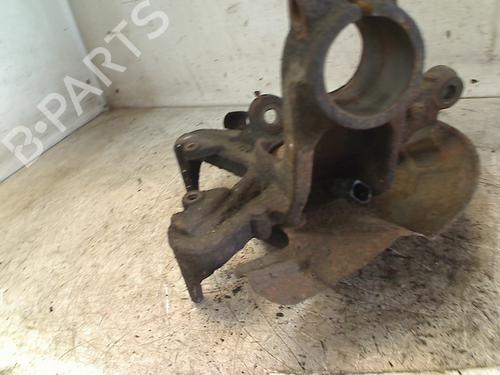 Left front steering knuckle SKODA ROOMSTER (5J7) 1.4 | BP11261985M25 