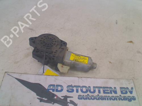 Rudehejsemotor bagstkærm højre KIA CERATO I Hatchback (LD) 2.0 (143 hp) 11317850