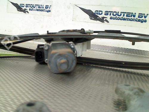 Front left window mechanism MITSUBISHI COLT VI (Z3_A, Z2_A) 1.3 (Z21A) | BP31039919C22