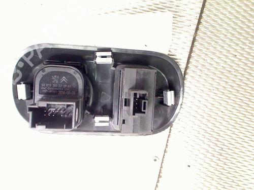 Mirror switch CITROËN C4 CACTUS 1.2 VTi 82 | BP30167656I25