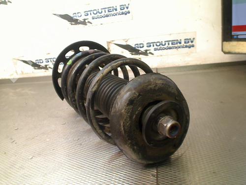 Used Right front shock absorber PEUGEOT 2008 I (CU_) 1.2 THP 130 / PureTech 130 (130 hp) 30742746