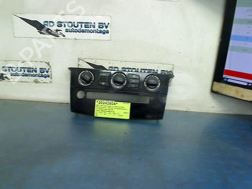 Used Climate control BMW 5 (E60) 520 i (170 hp) 19641389