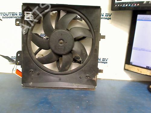 Used Fan PEUGEOT 208 I (CA_, CC_) 1.2 VTI 82 (82 hp) 31637837