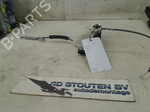 Used Front left lock OPEL CORSA F (P2JO) 1.2 (68) (101 hp) 11321268