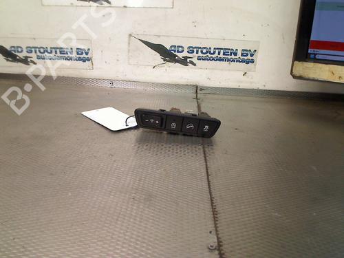 Used Switch HYUNDAI ix35 (LM, EL, ELH) 1.6 (135 hp) 31039986
