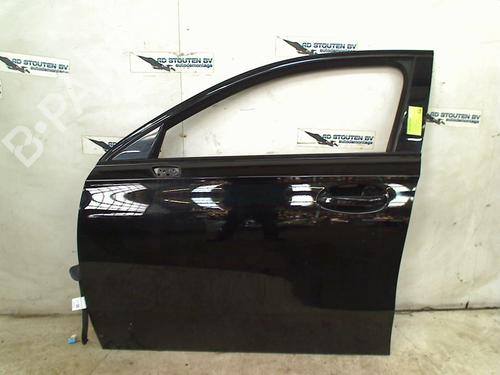 Used Left front door MERCEDES-BENZ A-CLASS Saloon (V177) A 180 (177.184) (136 hp) 30739056