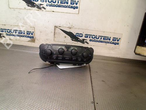 AC-Styringsenhed/Manøvreenhed MERCEDES-BENZ C-CLASS T-Model (S203) C 180 Kompressor (203.246) (143 hp) 30598093