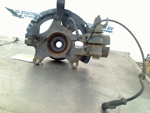 Used Left front steering knuckle RENAULT MEGANE IV Grandtour (K9A/M/N_) 1.5 dCi 110 (110 hp) 30335424