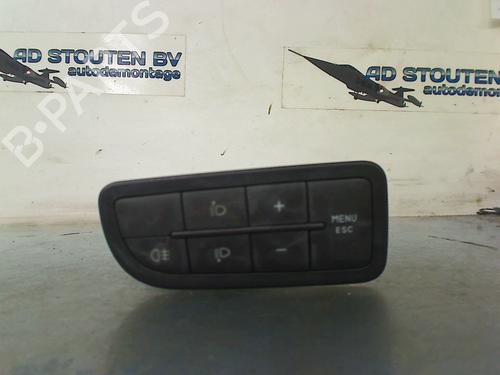 Switch BMW 1 (E87) 116 i | BP38950654I30 - Image 2
