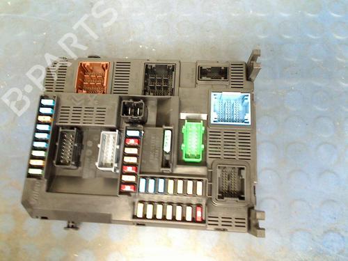 Fuse box PEUGEOT 208 I (CA_, CC_) 1.2 PureTech 82 | BP27380726E1 