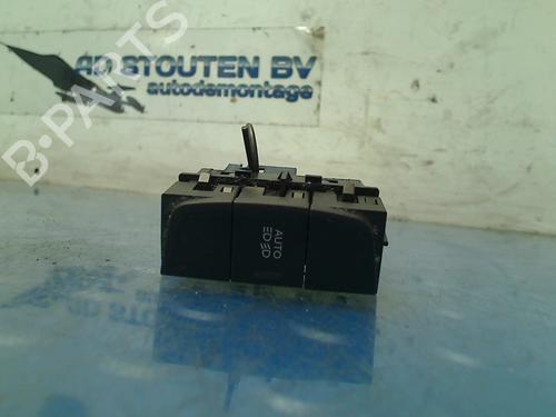 Used Switch PEUGEOT 508 I (8D_) 2.0 BlueHDi 150 (150 hp) 13217389
