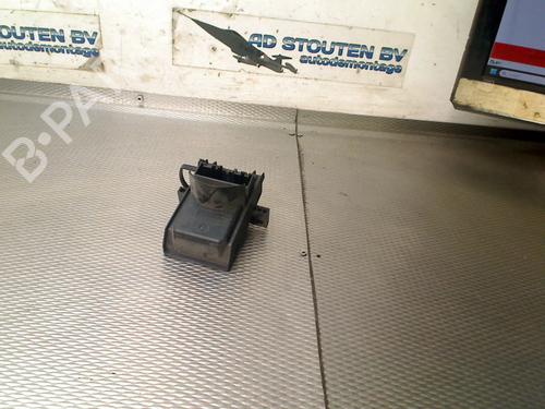 Used Electronic module FORD FIESTA VII (HJ, HF) 1.0 EcoBoost (101 hp) 29932676