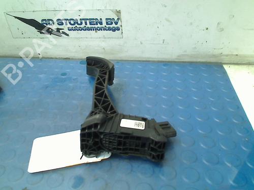 Used Pedal VW GOLF VII (5G1, BQ1, BE1, BE2) 2.0 GTD (184 hp) 13508564