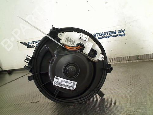 Used Heater blower motor SEAT LEON ST (5F8) 1.6 TDI (110 hp) 30888113