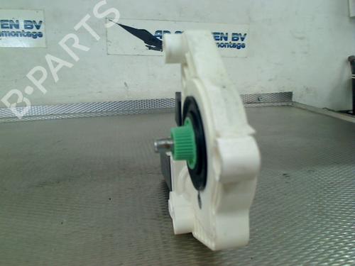 Moteur de lève-vitre avant droit MERCEDES-BENZ S-CLASS (W221, V221) S 350 BlueTec (221.026, 221.126) | BP30901771E20 