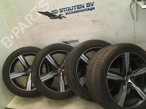 Used Rim VOLVO XC90 II (256) T8 Hybrid AWD (407 hp) 26576988