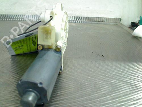 Vindusheismotor venstre foran MERCEDES-BENZ SLK (R171) 200 Kompressor (171.442) | BP30834529E21