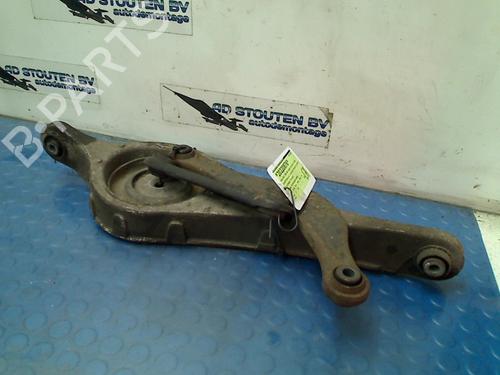 Venstre bak bærearm VOLVO V60 I (155) D4 (181 hp) 13739934