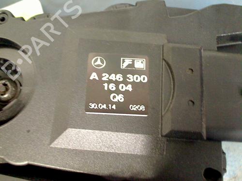 Pedal MERCEDES-BENZ GLA-CLASS (X156) GLA 45 AMG 4-matic (156.952) | BP21055781I4 