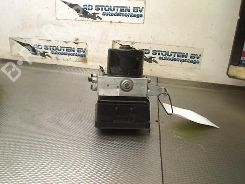 Used ABS pump BMW 1 (E87) 116 i (115 hp) 30936565