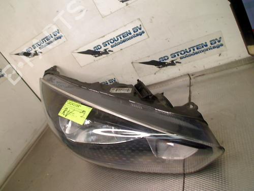 Right headlight FORD FOCUS III Turnier 1.0 EcoBoost | BP29158030C29 