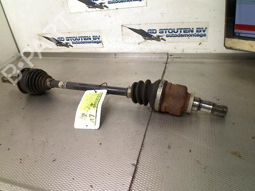 Left front driveshaft TOYOTA YARIS (_P9_) 1.0 VVT-i (KSP90_, KSP90R) | BP29607561M38 