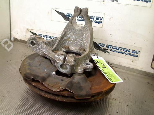 Right front steering knuckle VOLVO V40 Hatchback (525) D4 | BP28106530M26 