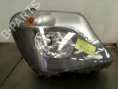 Used Right headlight Right headlight MERCEDES-BENZ SPRINTER 5-t Platform/Chassis (B906) 513 CDI (906.155, 906.253, 906.255, 906.153) (129 hp) 36768762 36768762