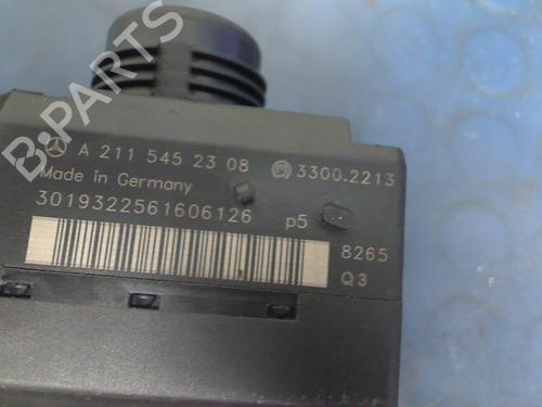 Switch MERCEDES-BENZ E-CLASS (W211) E 280 (211.054) | BP24119153I30 