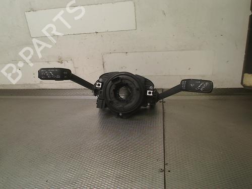 Used Steering column stalk SKODA FABIA III (NJ3) 1.0 TSI (95 hp) 30765320