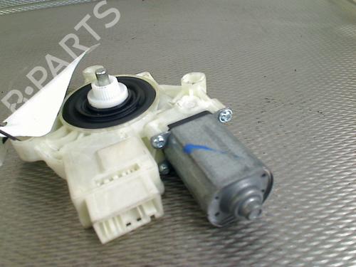 Right rear window motor BMW 3 (G20, G80, G28) 330 e Plug-in-Hybrid | BP31256844E22